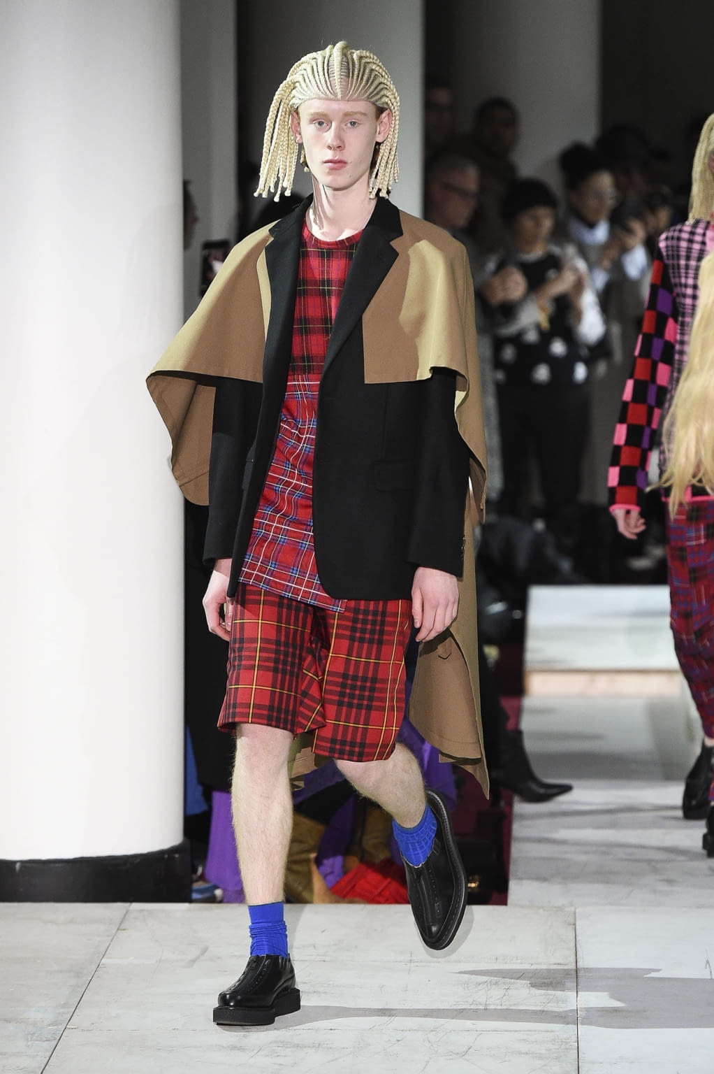 Fashion Week Paris Fall/Winter 2020 look 19 from the Comme des Garçons Homme Plus collection menswear