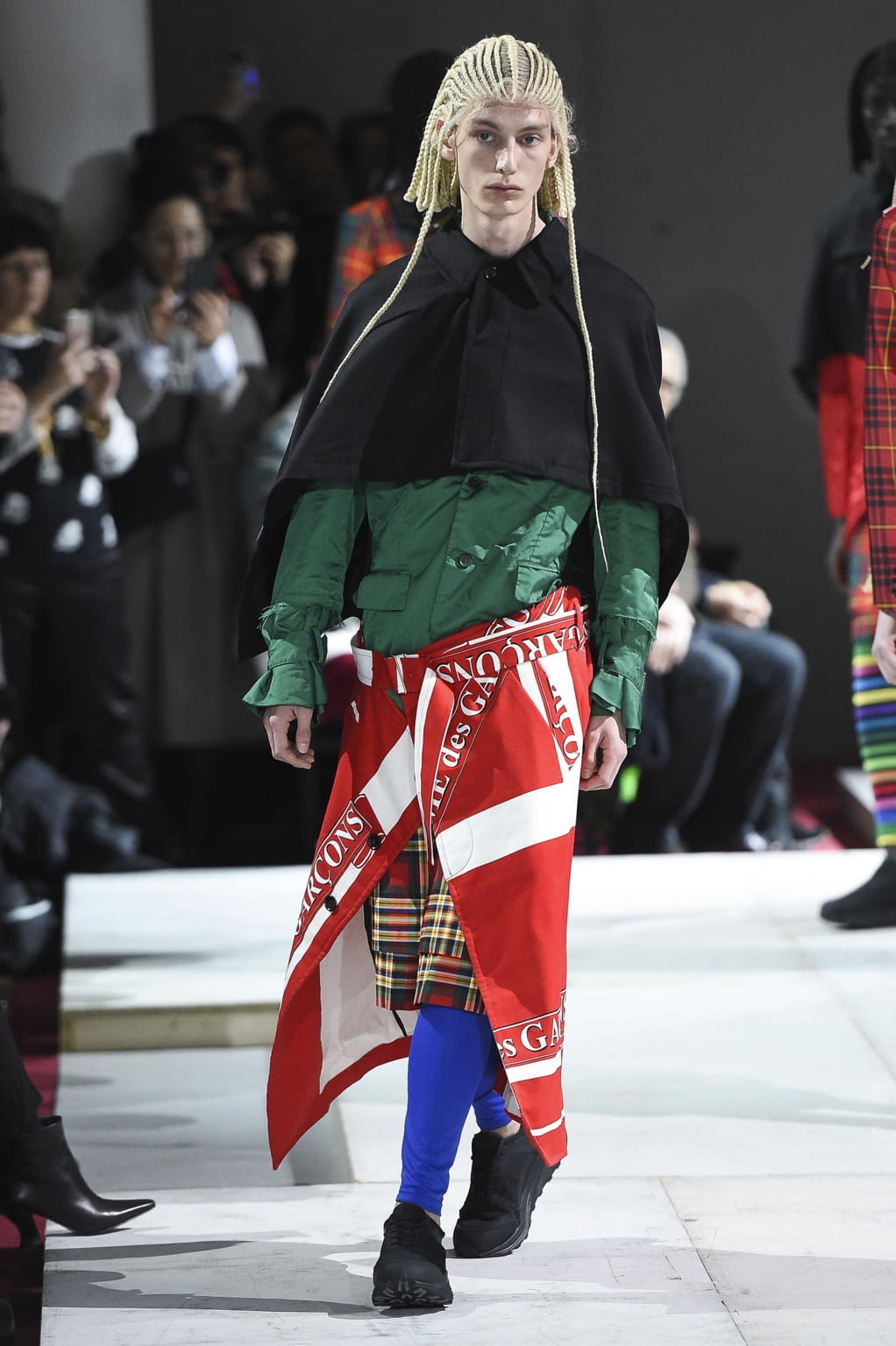 Fashion Week Paris Fall/Winter 2020 look 31 from the Comme des Garçons Homme Plus collection 男装