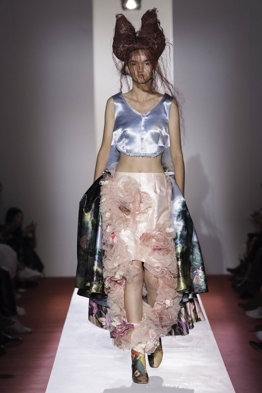Fashion Week Paris Spring/Summer 2020 look 2 de la collection Comme des Garçons womenswear
