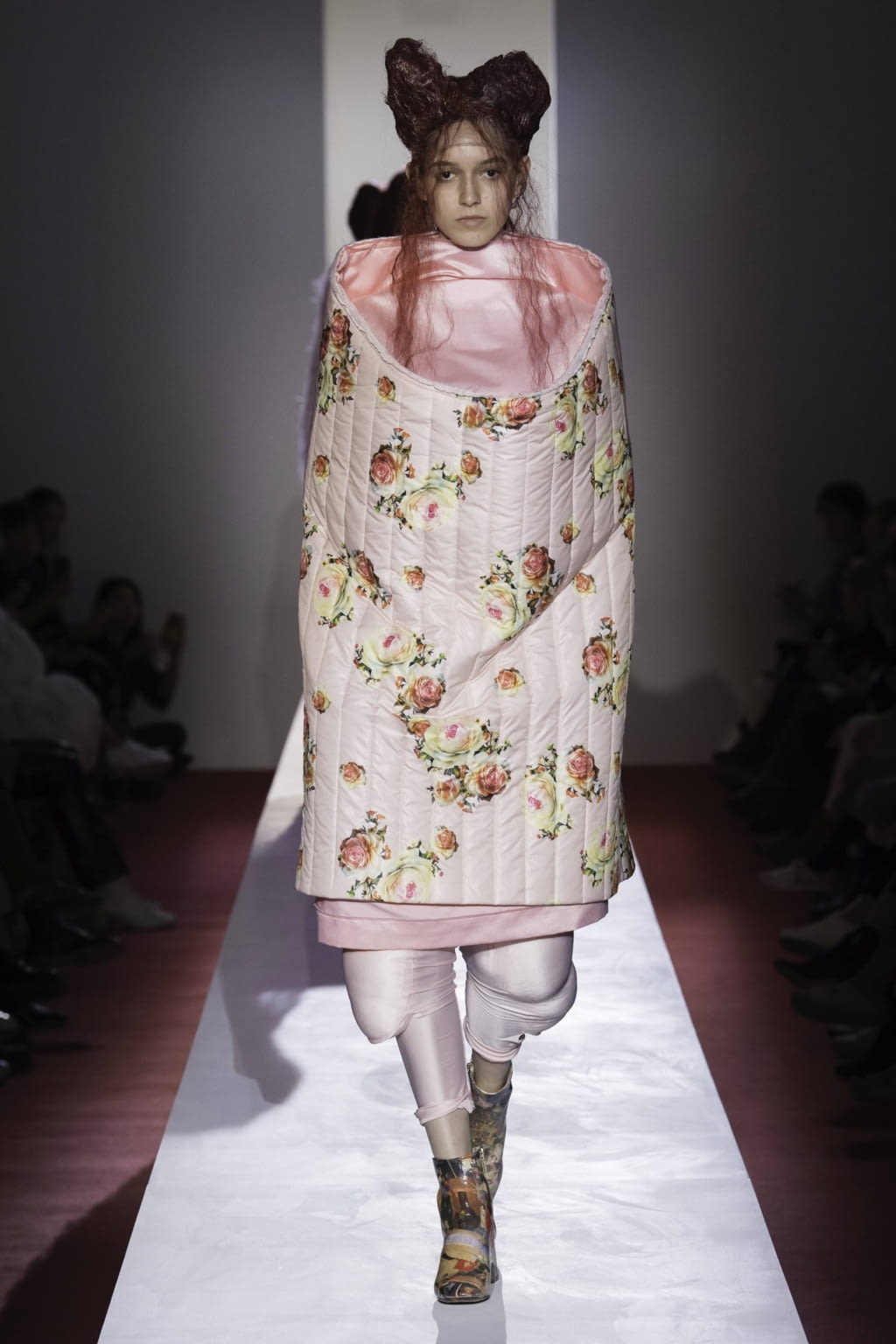 Fashion Week Paris Spring/Summer 2020 look 12 de la collection Comme des Garçons womenswear