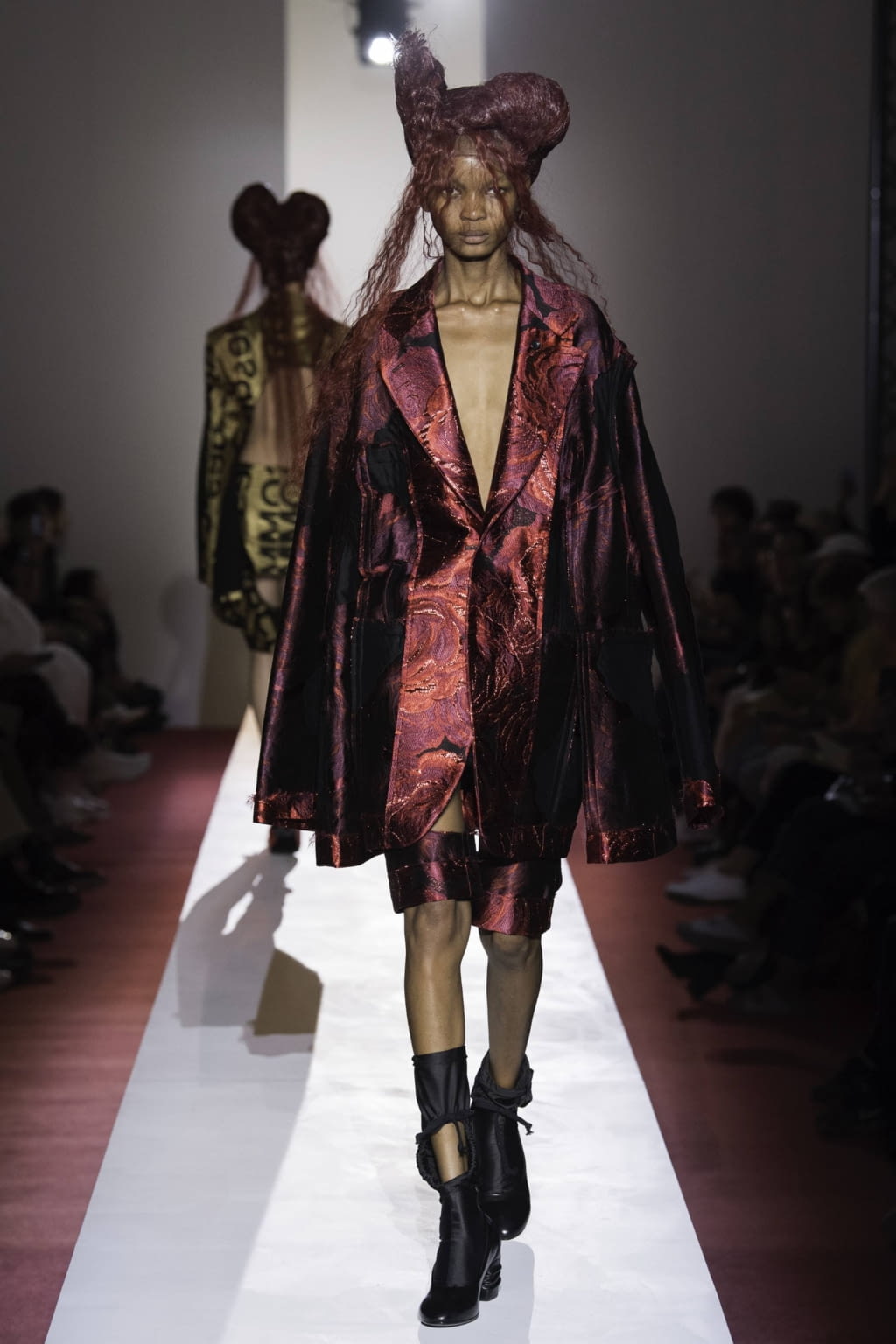 Fashion Week Paris Spring/Summer 2020 look 21 de la collection Comme des Garçons womenswear