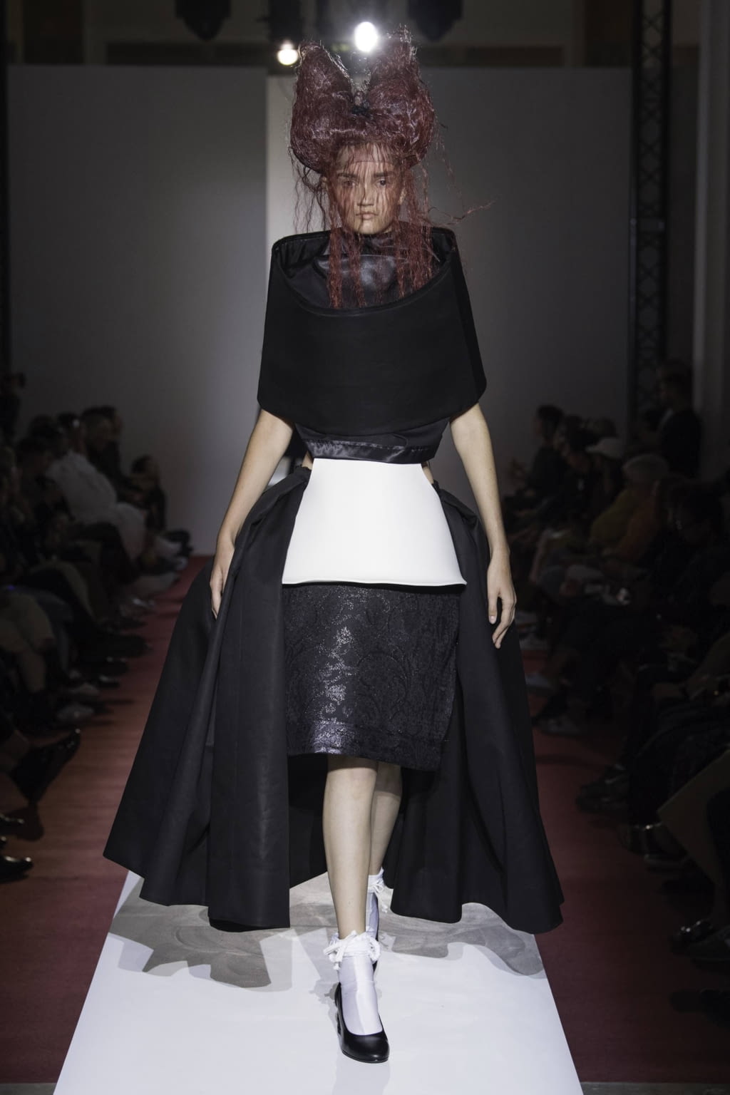 Fashion Week Paris Spring/Summer 2020 look 31 de la collection Comme des Garçons womenswear