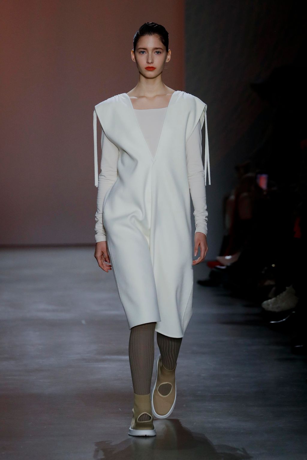 Fashion Week New York Fall/Winter 2020 look 28 from the Concept Korea collection womenswear