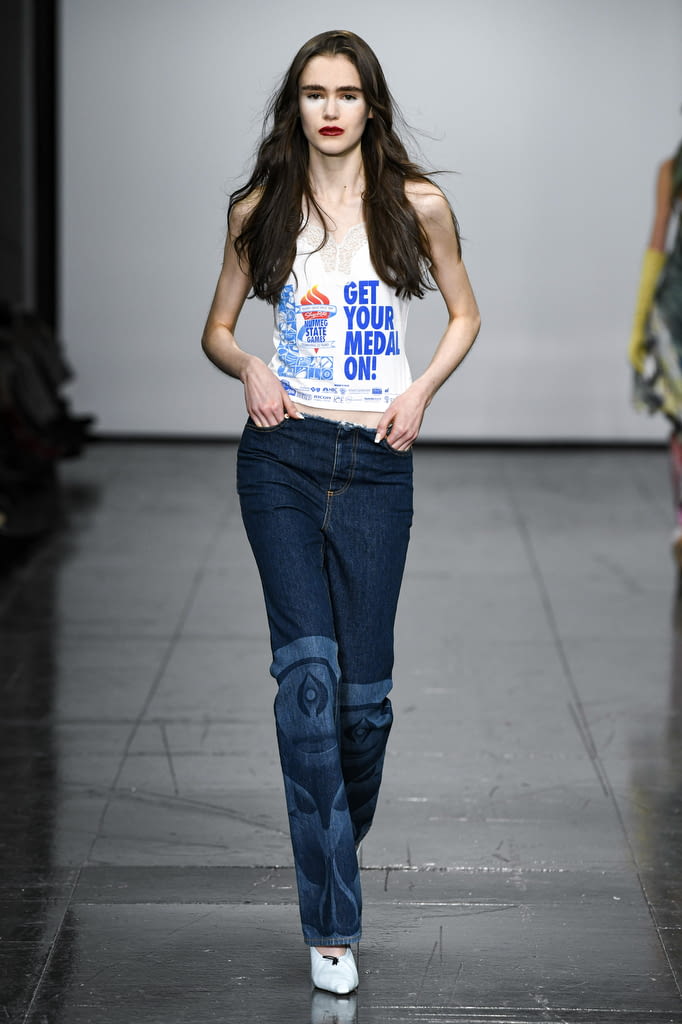 Fashion Week London Fall/Winter 2022 look 15 de la collection Conner Ives womenswear