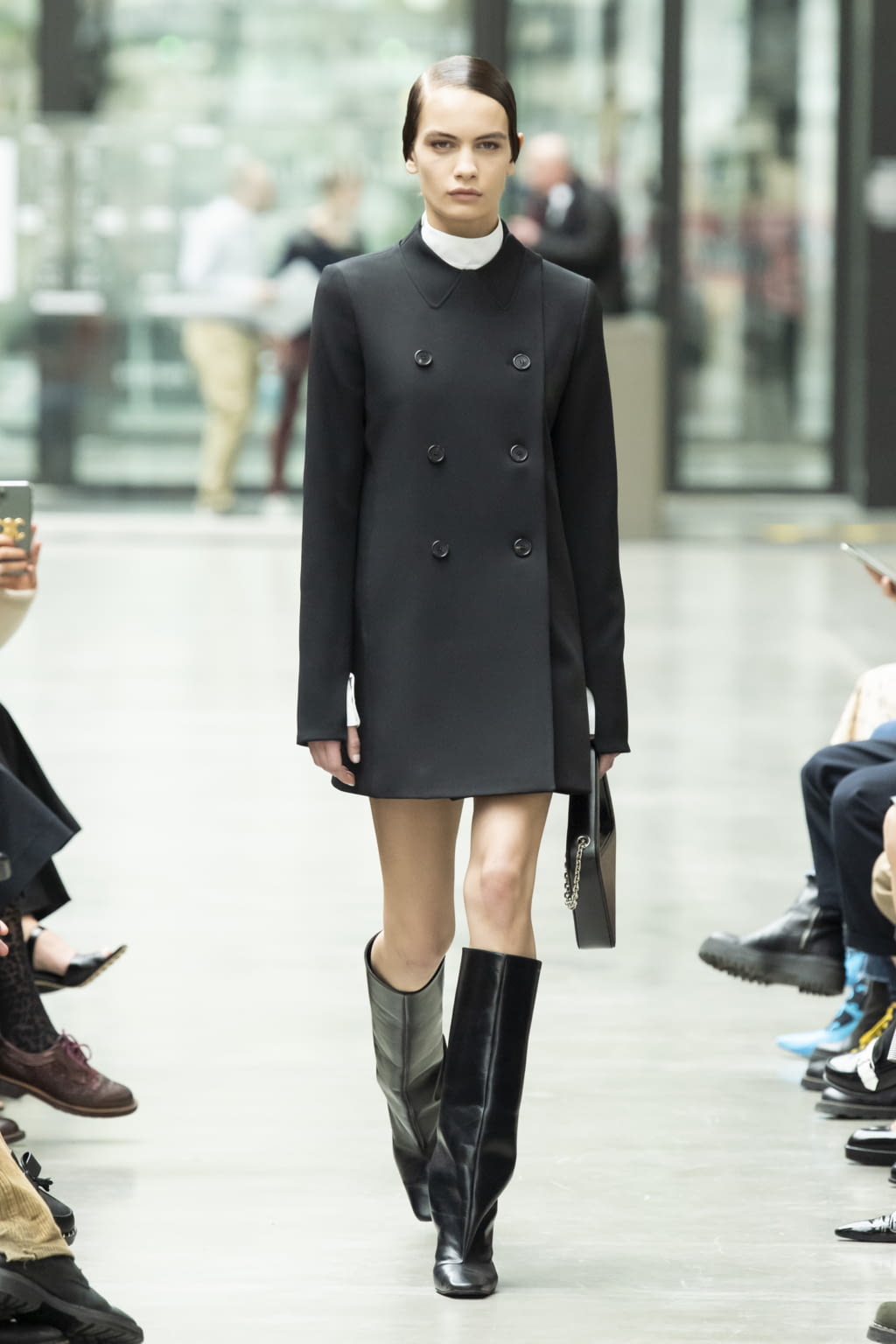 Fashion Week Paris Fall/Winter 2020 look 4 from the Coperni collection womenswear