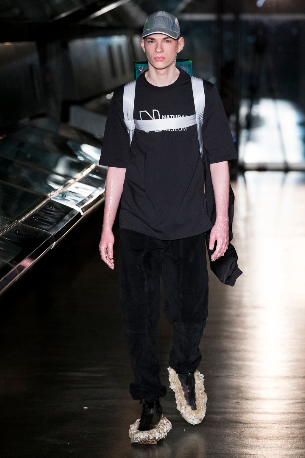 Fashion Week London Fall/Winter 2018 look 21 from the Cottweiler collection menswear