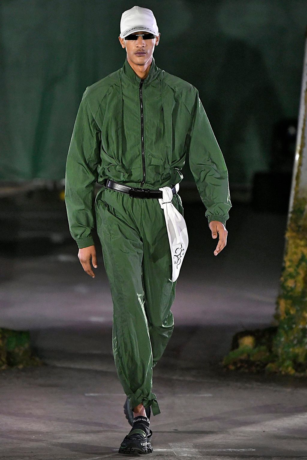 Fashion Week London Fall/Winter 2019 look 3 from the Cottweiler collection 男装