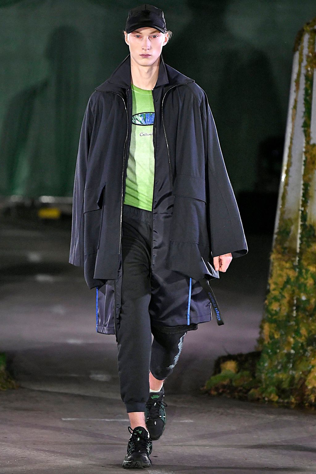 Fashion Week London Fall/Winter 2019 look 8 from the Cottweiler collection menswear