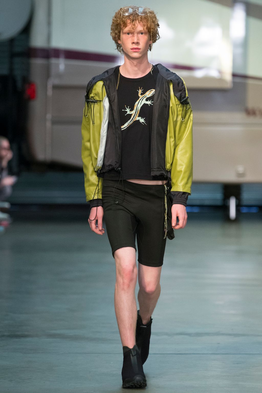 Fashion Week London Spring/Summer 2018 look 12 from the Cottweiler collection 男装