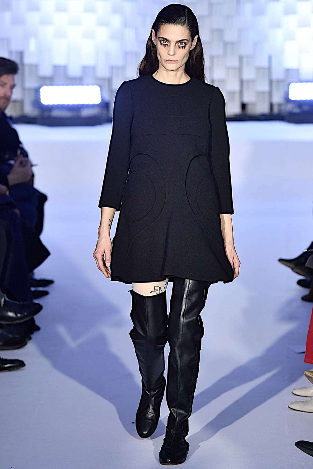 Fashion Week Paris Fall/Winter 2019 look 33 from the Courrèges collection womenswear