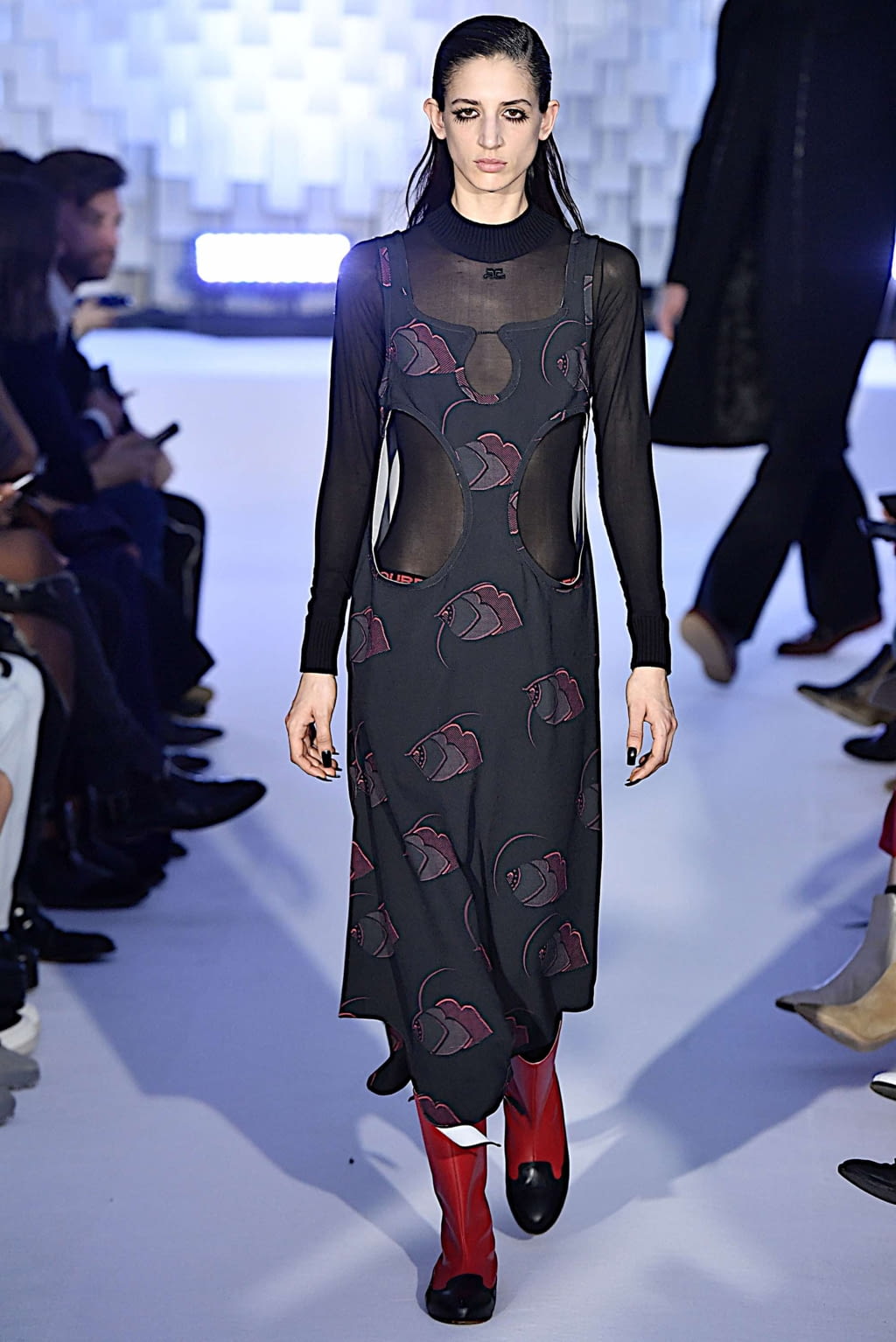 Fashion Week Paris Fall/Winter 2019 look 42 de la collection Courrèges womenswear