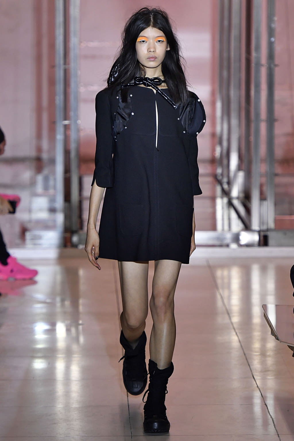 Fashion Week Paris Spring/Summer 2019 look 2 from the Courrèges collection womenswear