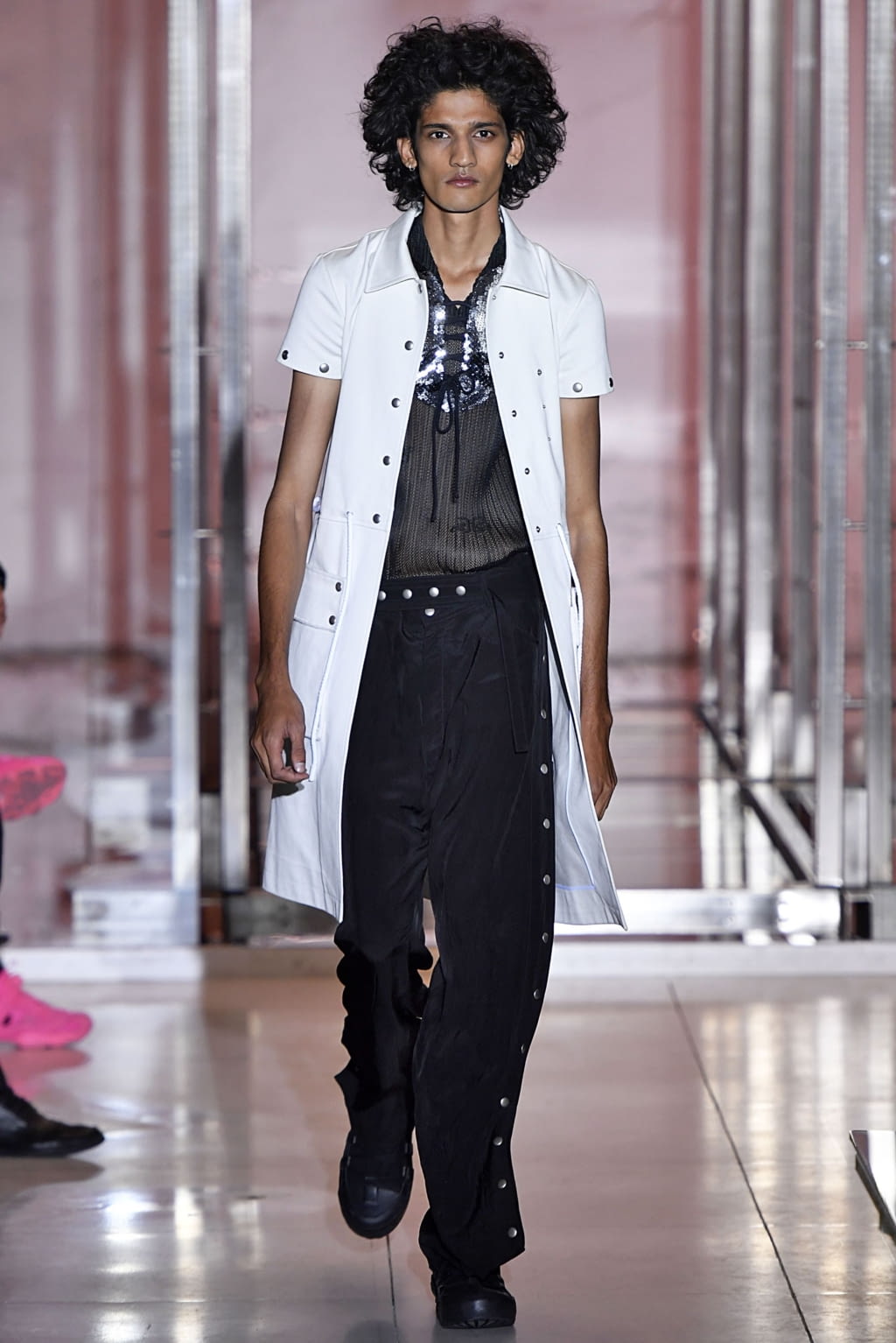 Fashion Week Paris Spring/Summer 2019 look 34 from the Courrèges collection womenswear