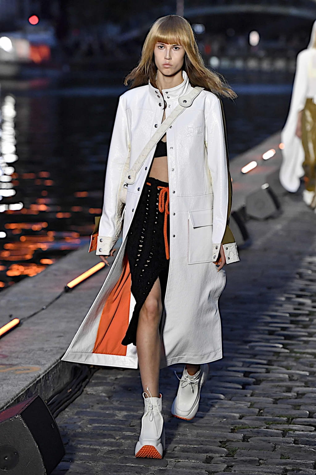 Fashion Week Paris Spring/Summer 2020 look 3 from the Courrèges collection 女装