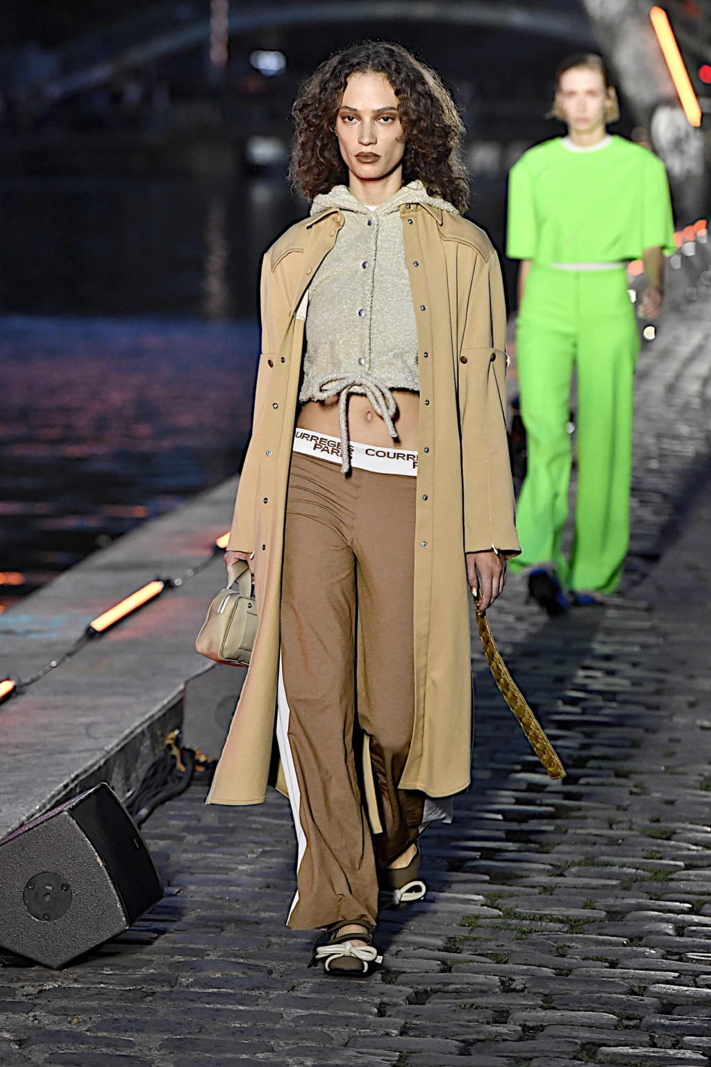 Fashion Week Paris Spring/Summer 2020 look 20 from the Courrèges collection 女装