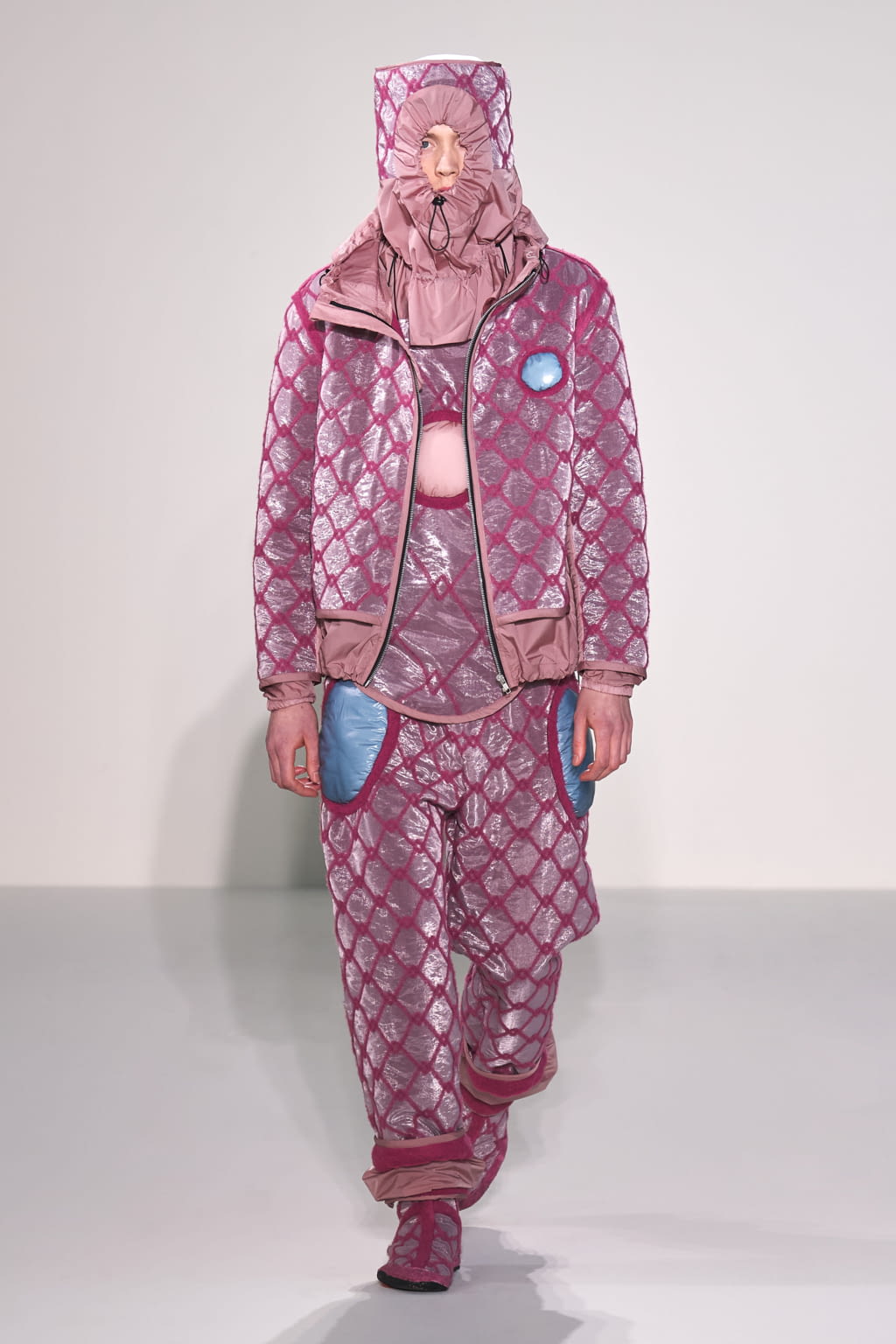 Fashion Week London Fall/Winter 2022 look 16 de la collection Craig Green menswear