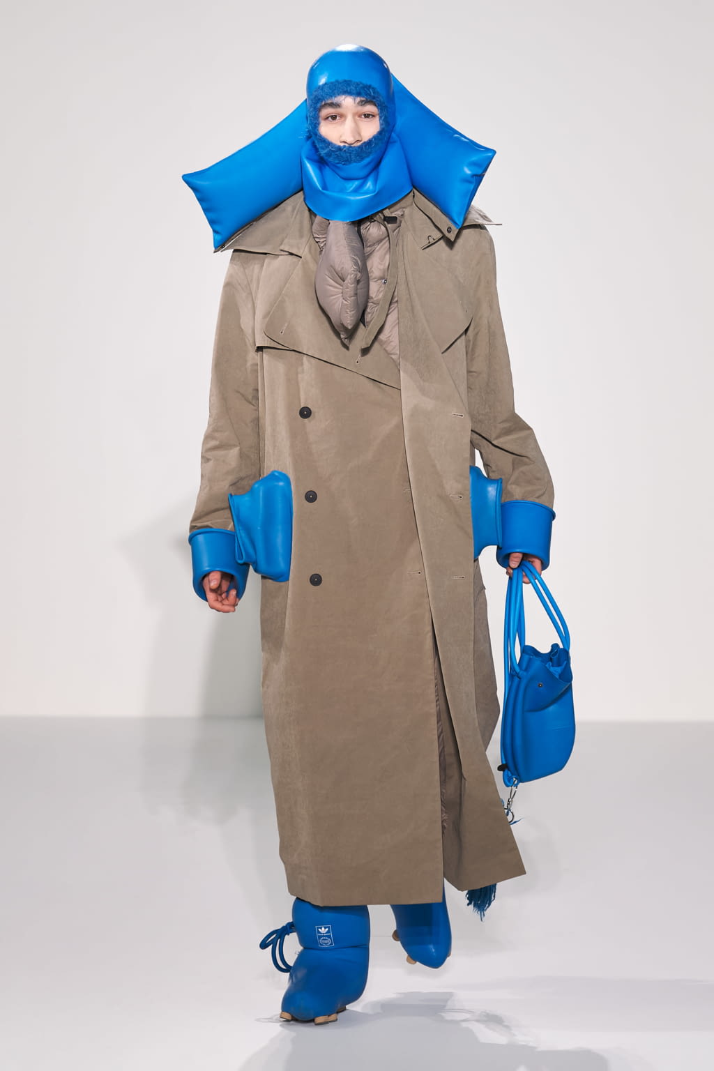 Fashion Week London Fall/Winter 2022 look 18 from the Craig Green collection 男装