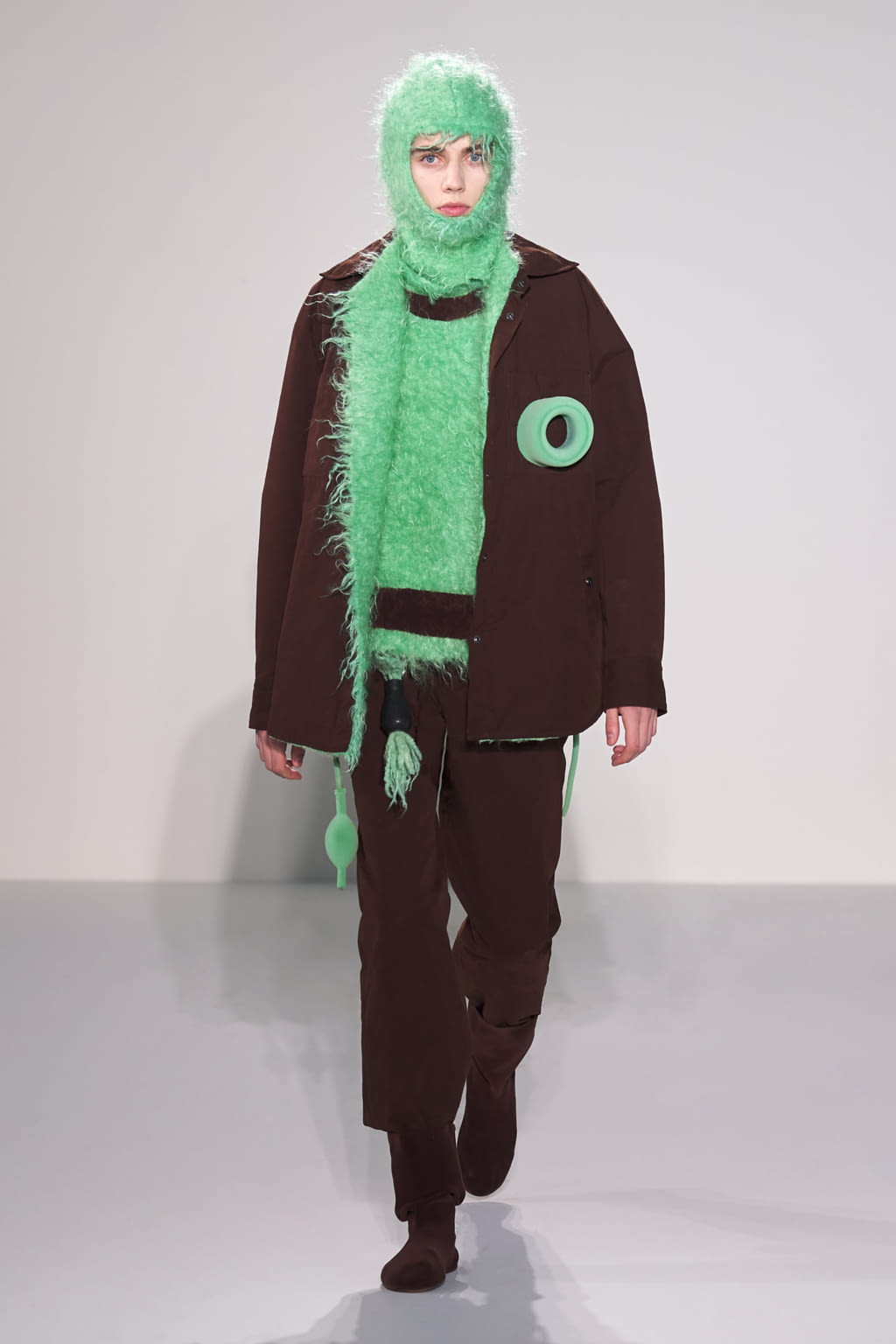 Fashion Week London Fall/Winter 2022 look 23 from the Craig Green collection 男装