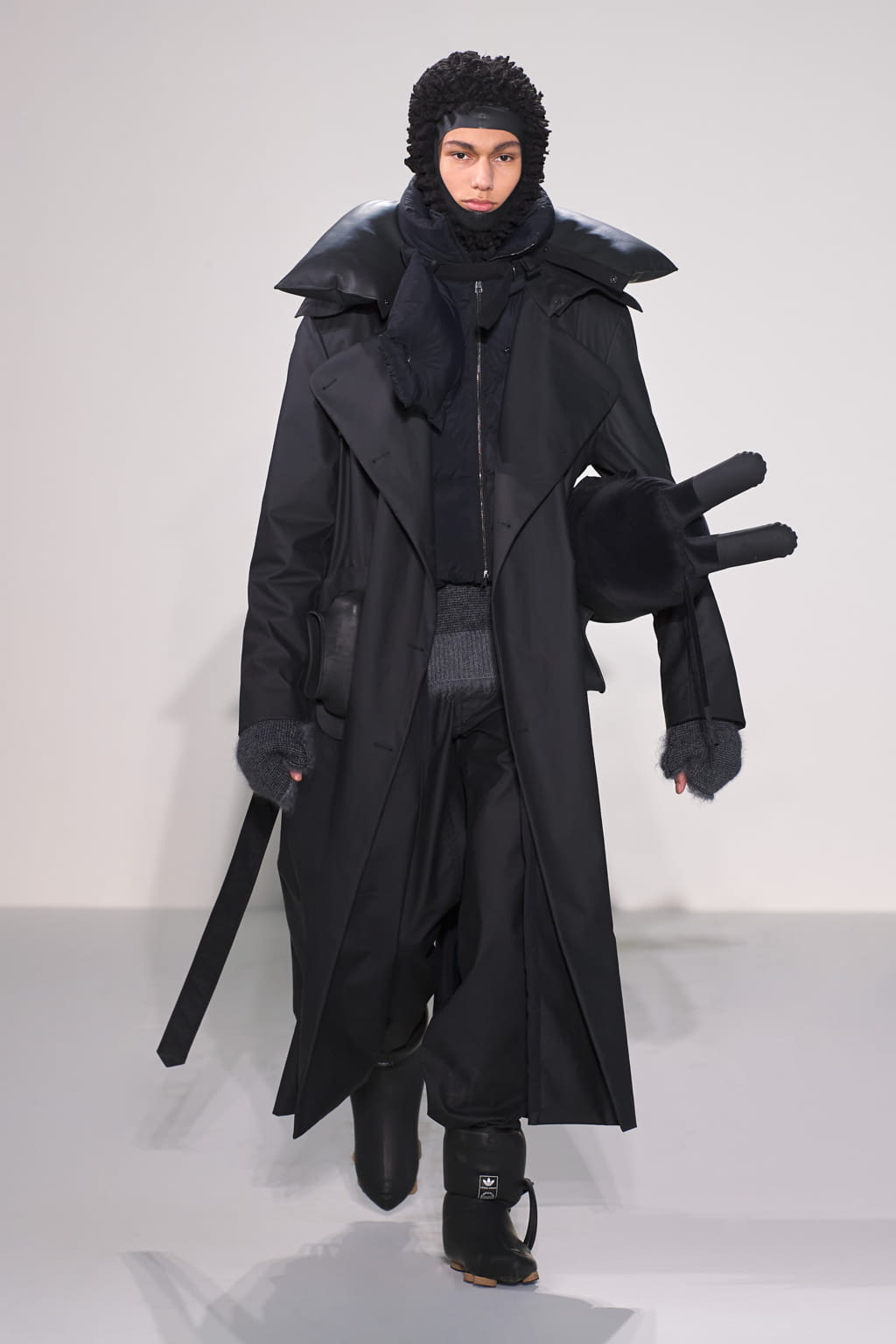 Fashion Week London Fall/Winter 2022 look 26 de la collection Craig Green menswear