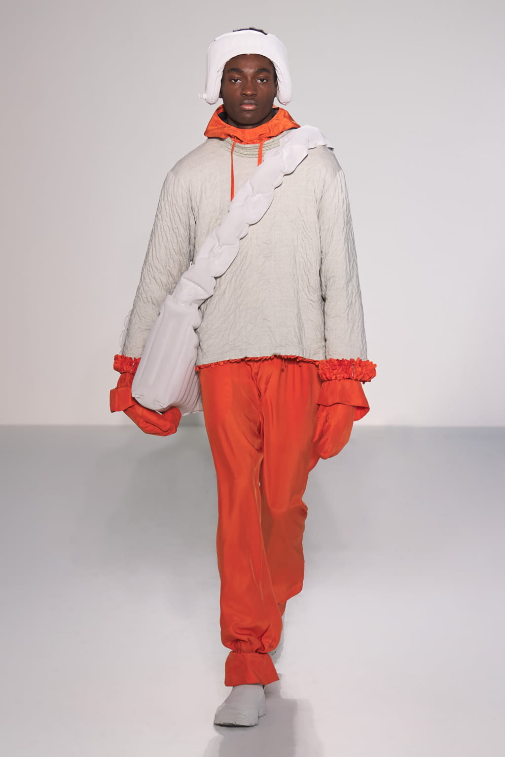 Fashion Week London Fall/Winter 2022 look 38 de la collection Craig Green menswear