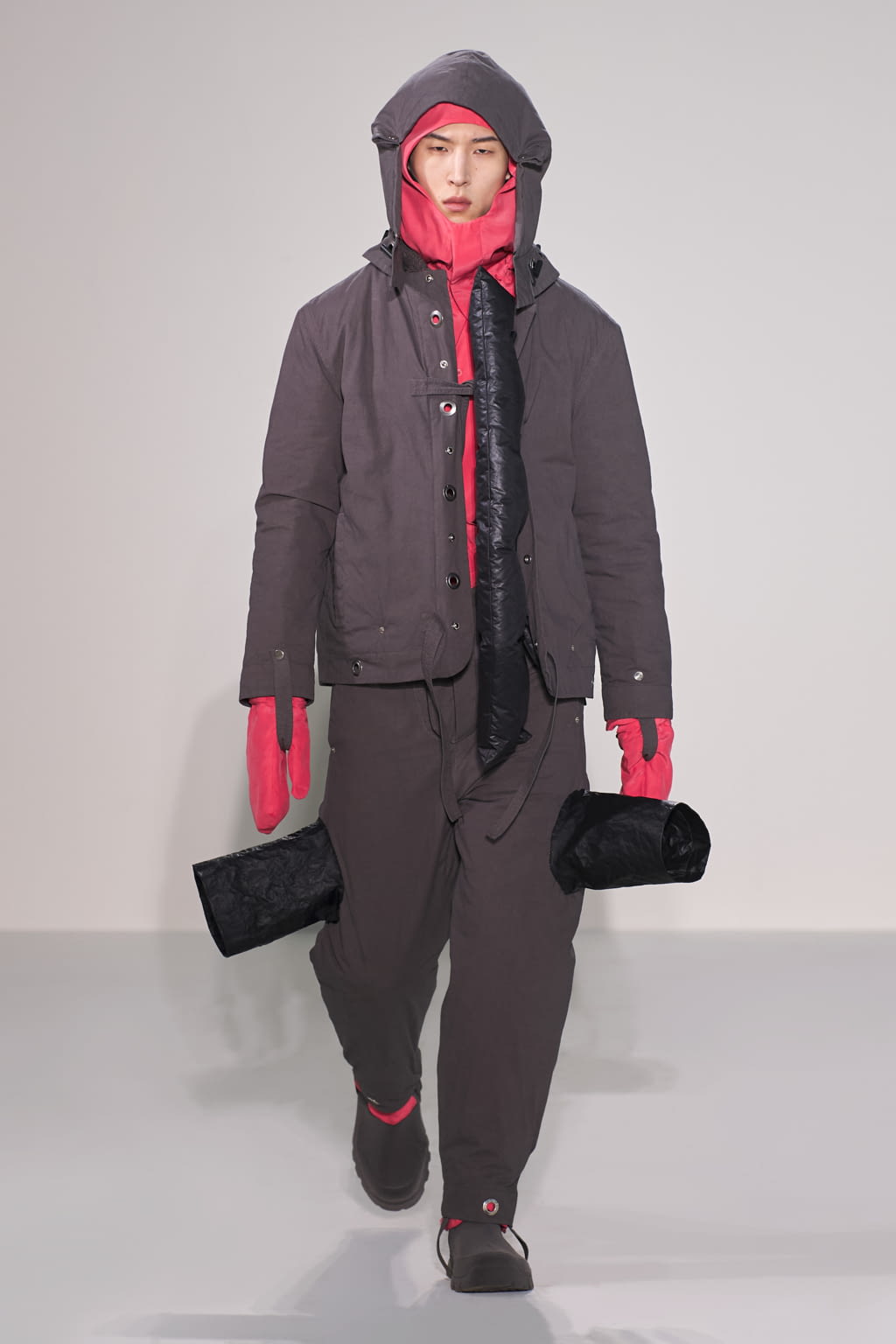 Fashion Week London Fall/Winter 2022 look 43 from the Craig Green collection 男装