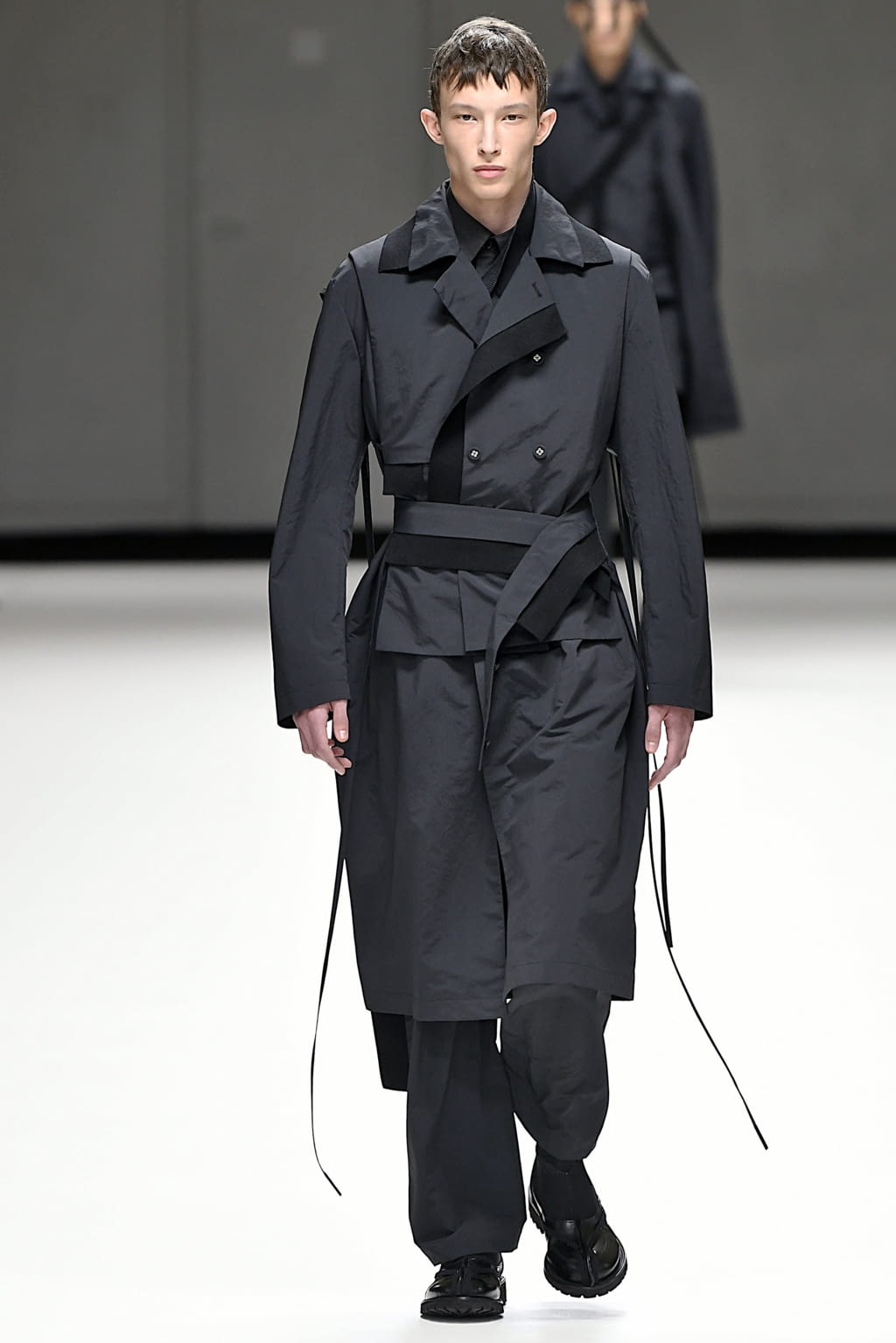 Fashion Week London Fall/Winter 2019 look 1 from the Craig Green collection 男装