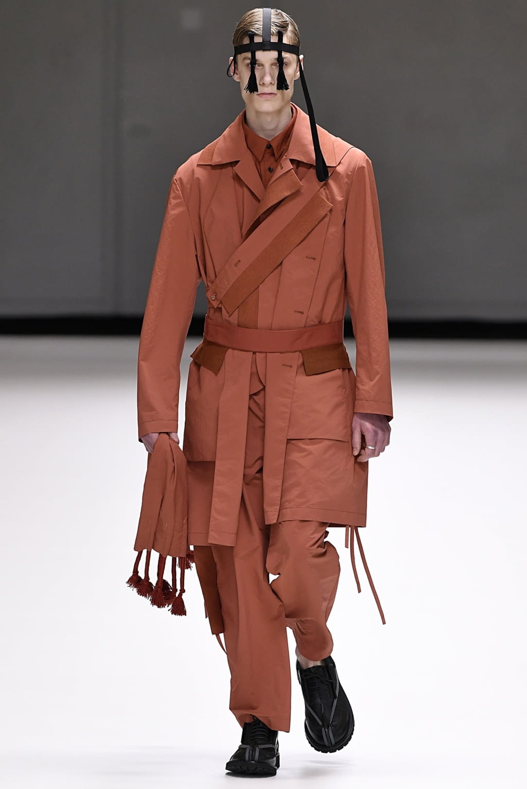 Fashion Week London Fall/Winter 2019 look 5 from the Craig Green collection menswear