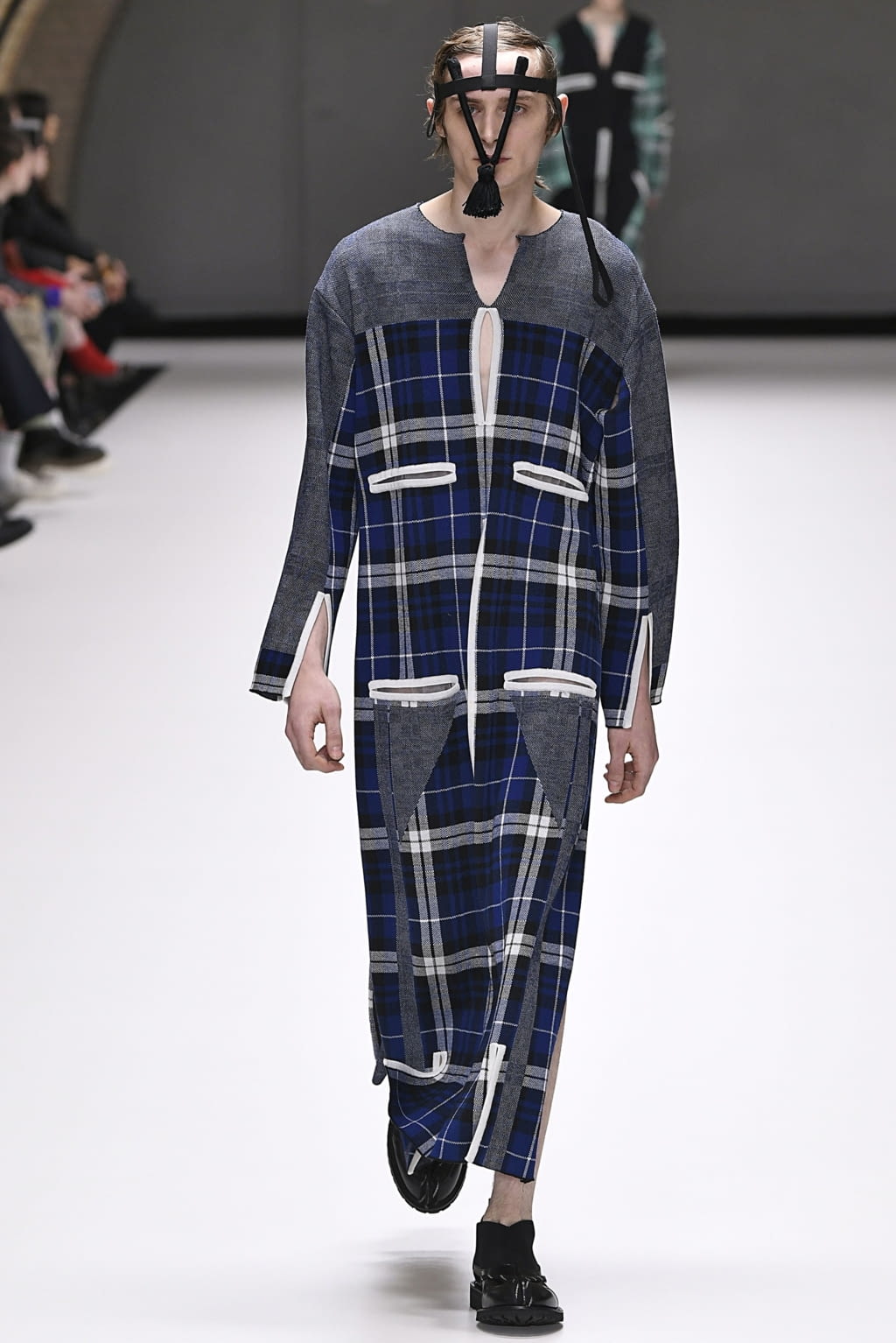 Fashion Week London Fall/Winter 2019 look 14 from the Craig Green collection 男装