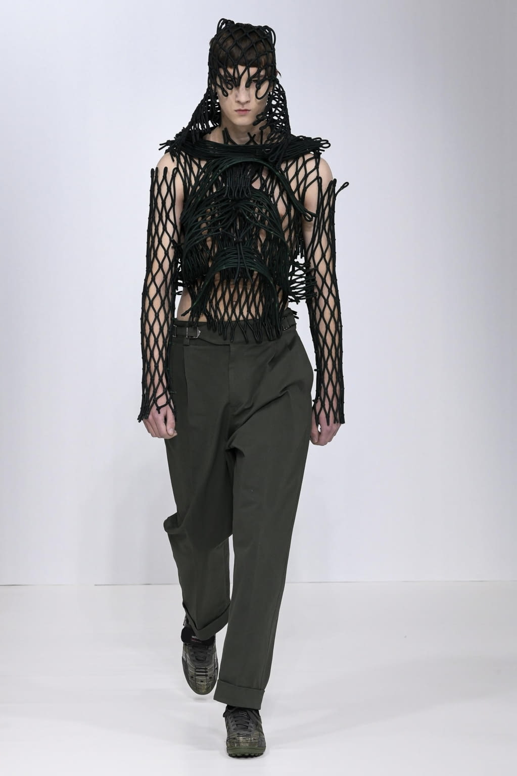 Fashion Week Paris Fall/Winter 2020 look 15 de la collection Craig Green menswear