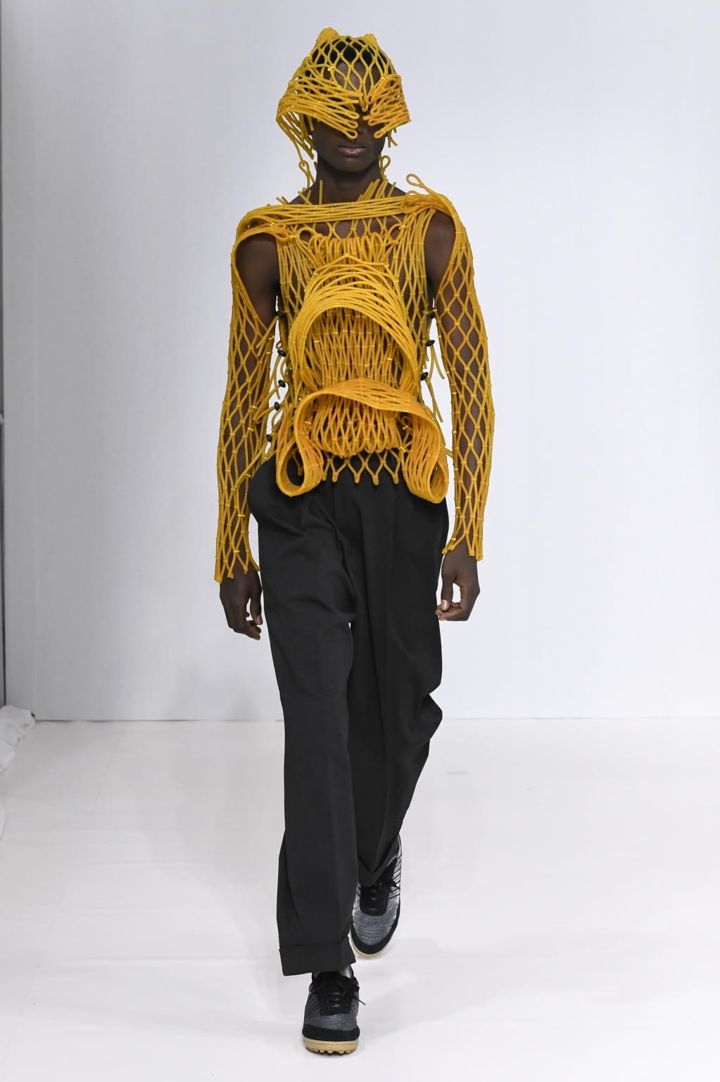 Fashion Week Paris Fall/Winter 2020 look 17 from the Craig Green collection 男装
