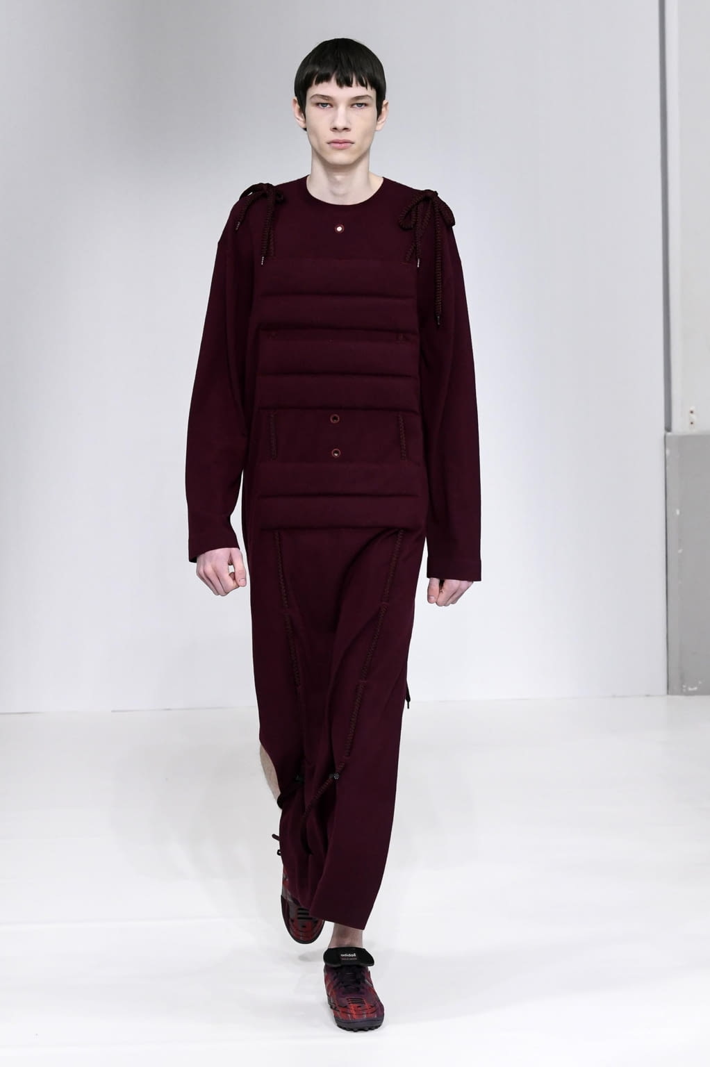 Fashion Week Paris Fall/Winter 2020 look 20 from the Craig Green collection menswear