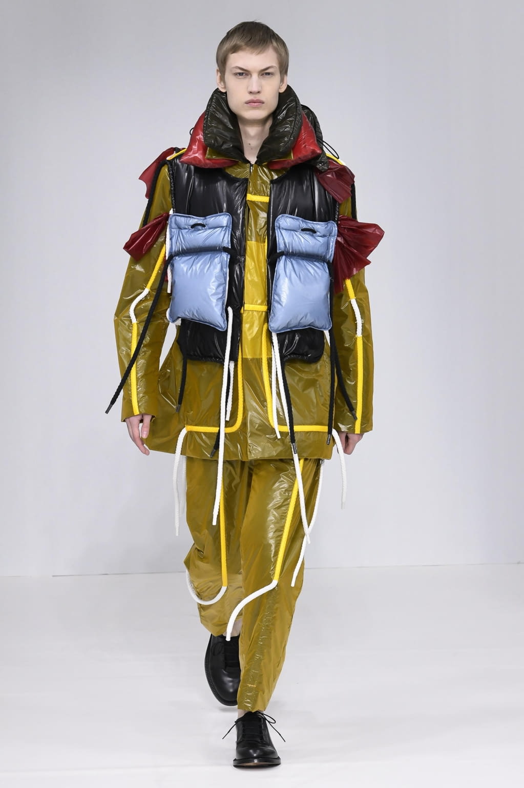 Fashion Week Paris Fall/Winter 2020 look 42 de la collection Craig Green menswear