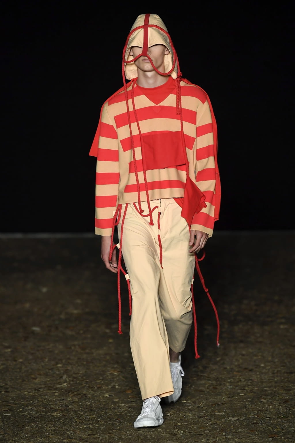 Fashion Week Florence Spring/Summer 2019 look 4 from the Craig Green collection menswear
