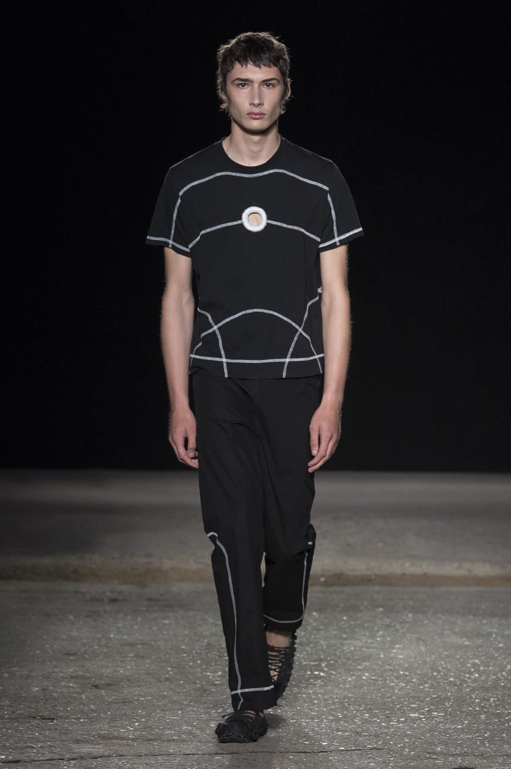 Fashion Week London Spring/Summer 2018 look 10 from the Craig Green collection 男装