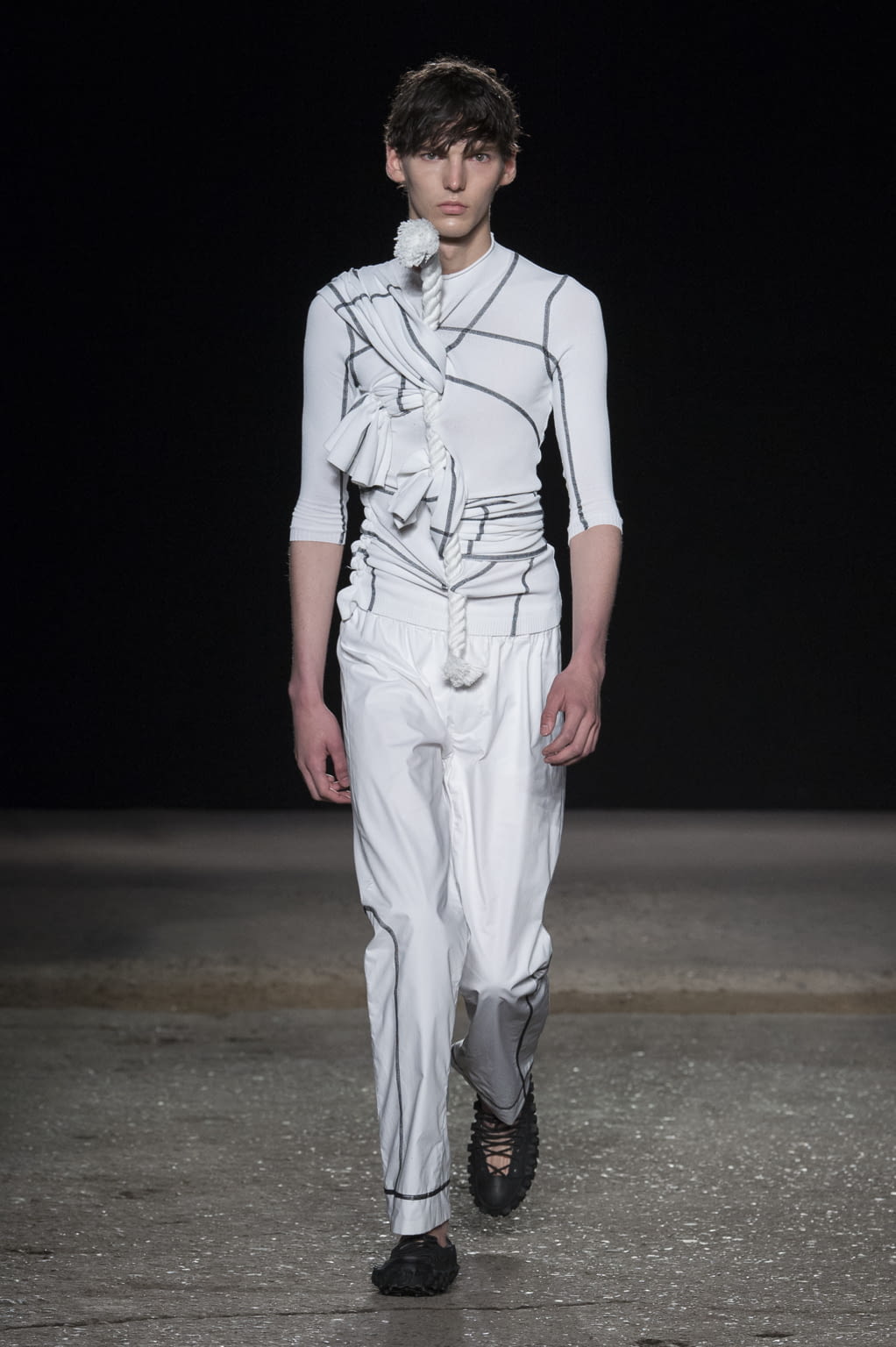 Fashion Week London Spring/Summer 2018 look 8 de la collection Craig Green menswear