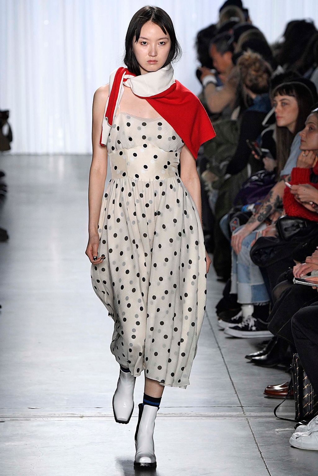 Fashion Week New York Fall/Winter 2018 look 14 from the Creatures of Comfort collection womenswear