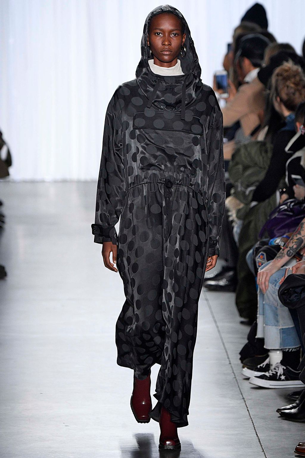 Fashion Week New York Fall/Winter 2018 look 15 from the Creatures of Comfort collection womenswear