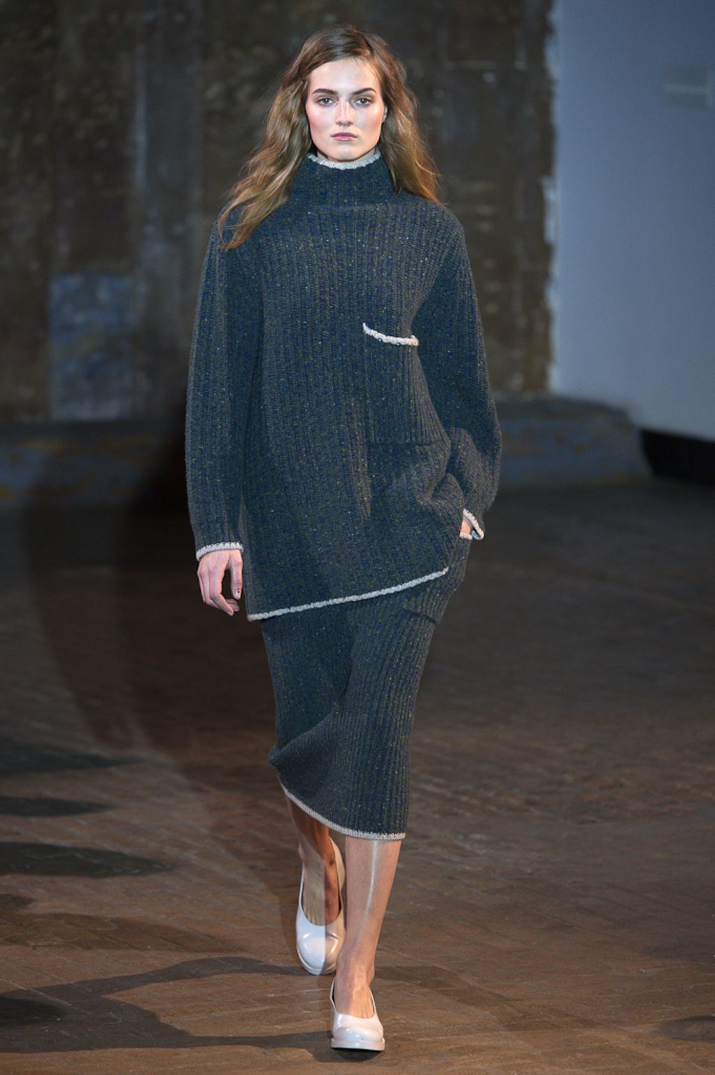 Fashion Week New York Fall/Winter 2016 look 14 from the Creatures of Comfort collection womenswear