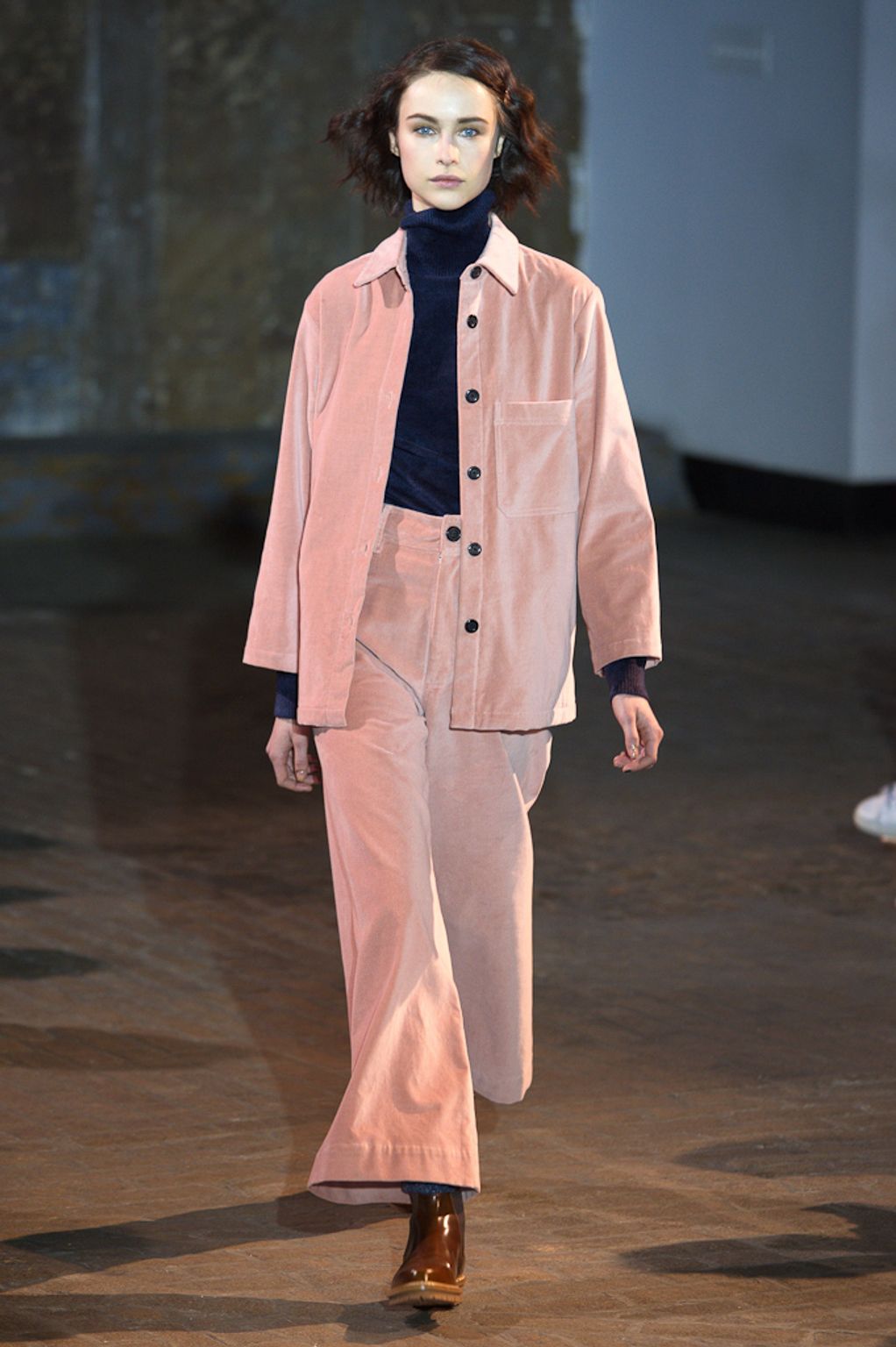 Fashion Week New York Fall/Winter 2016 look 6 from the Creatures of Comfort collection womenswear