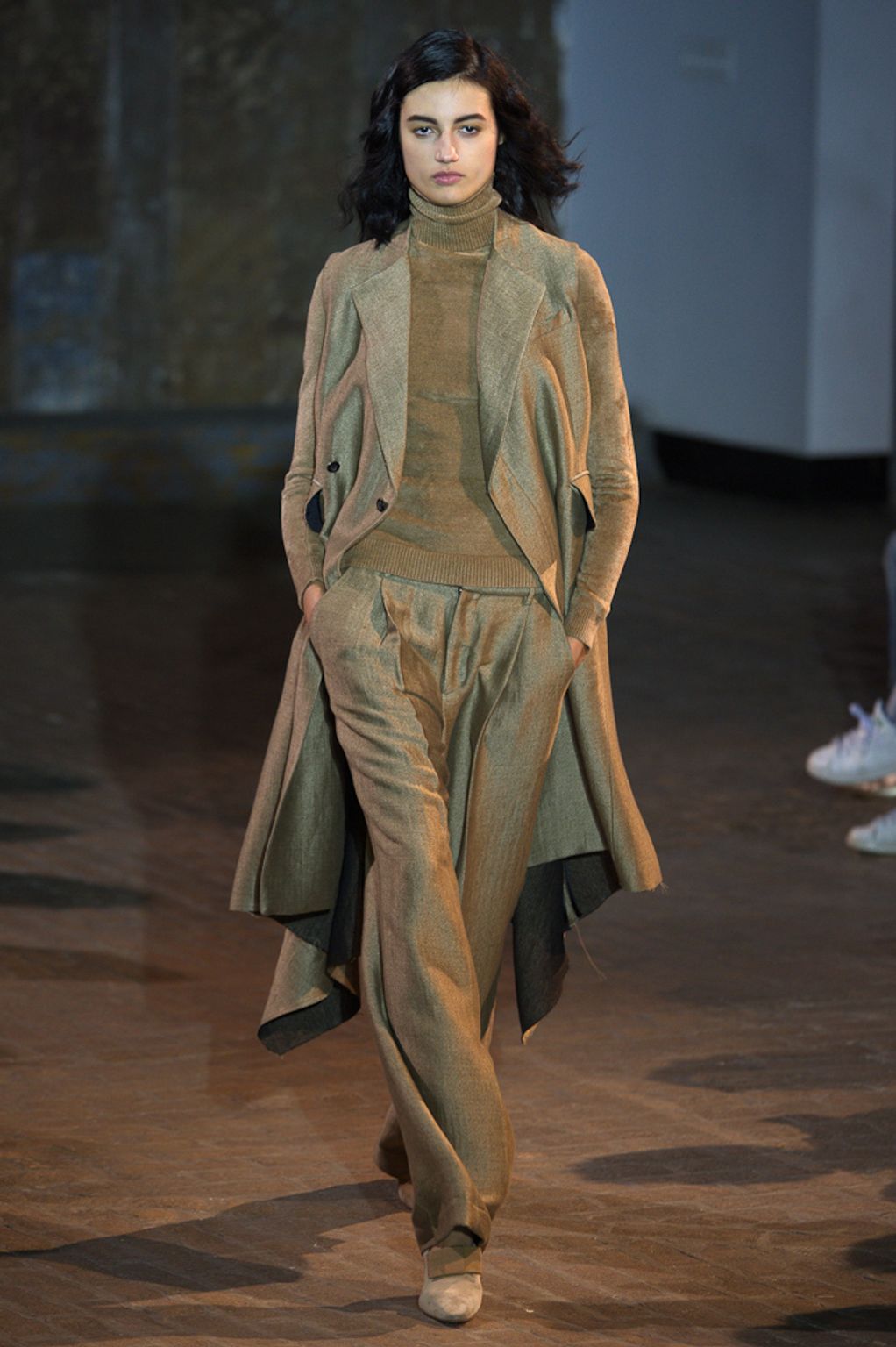 Fashion Week New York Fall/Winter 2016 look 7 from the Creatures of Comfort collection womenswear