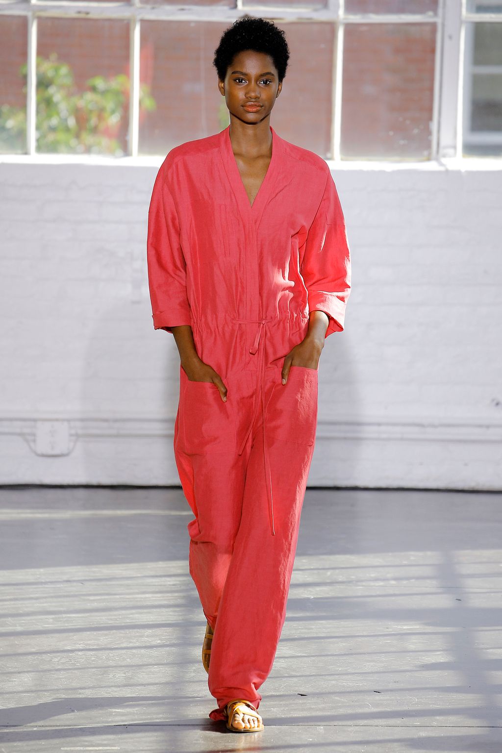 Fashion Week New York Spring/Summer 2017 look 15 from the Creatures of Comfort collection 女装