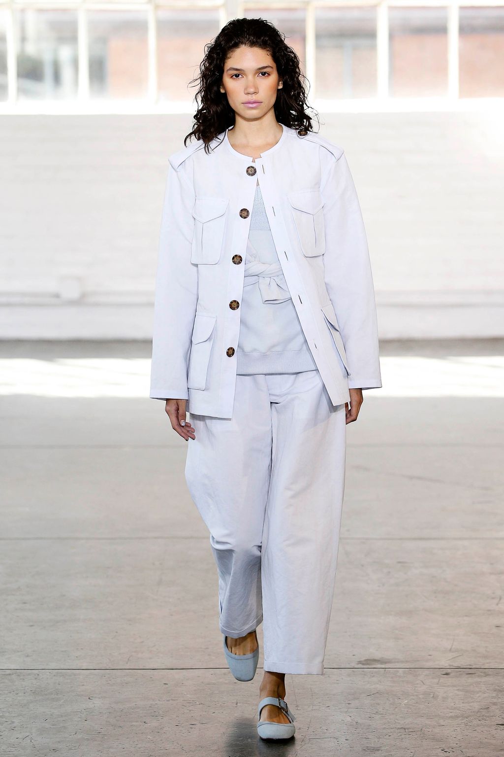 Fashion Week New York Spring/Summer 2018 look 39 from the Creatures of Comfort collection 女装