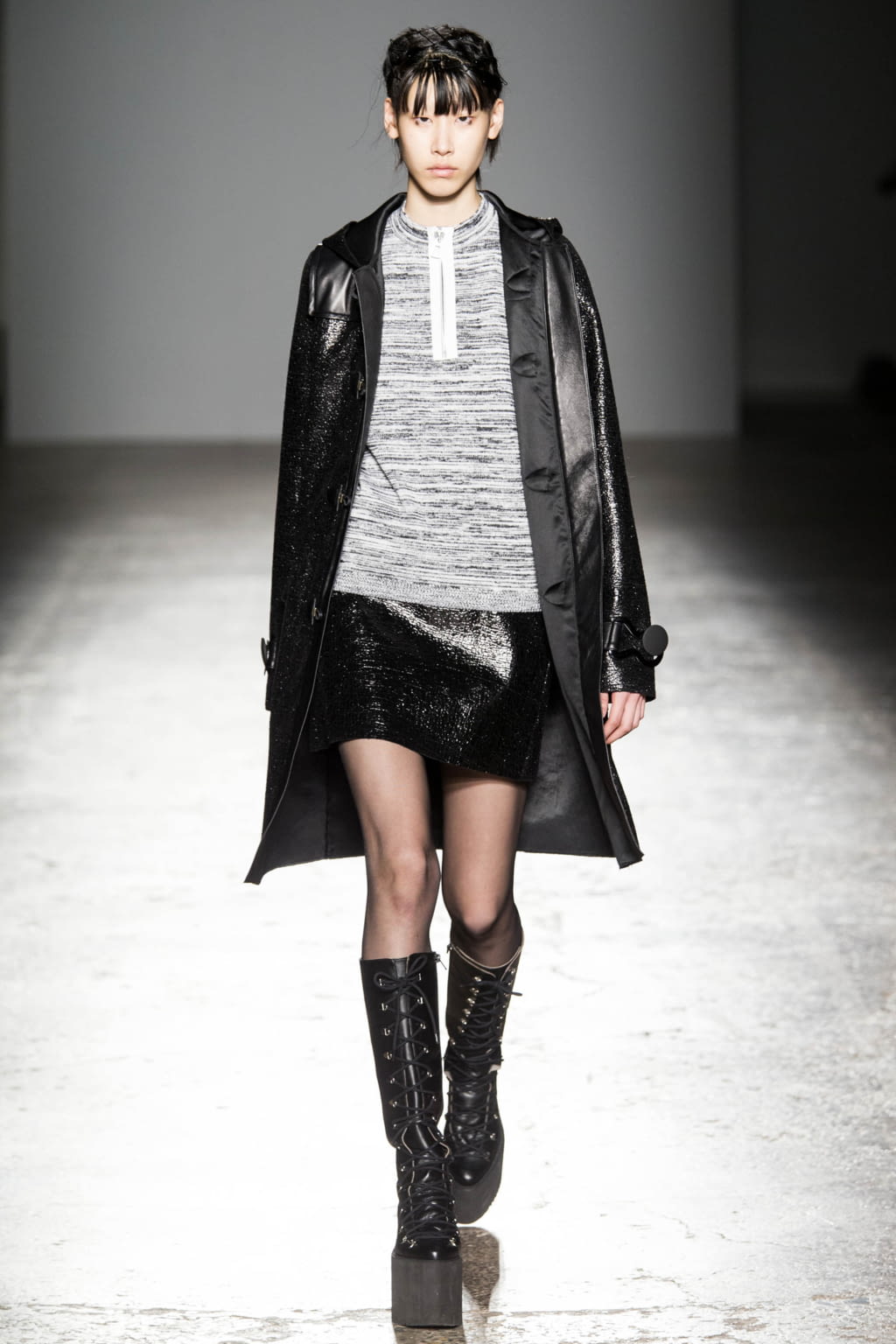 Fashion Week Milan Fall/Winter 2017 look 40 from the Cristiano Burani collection womenswear