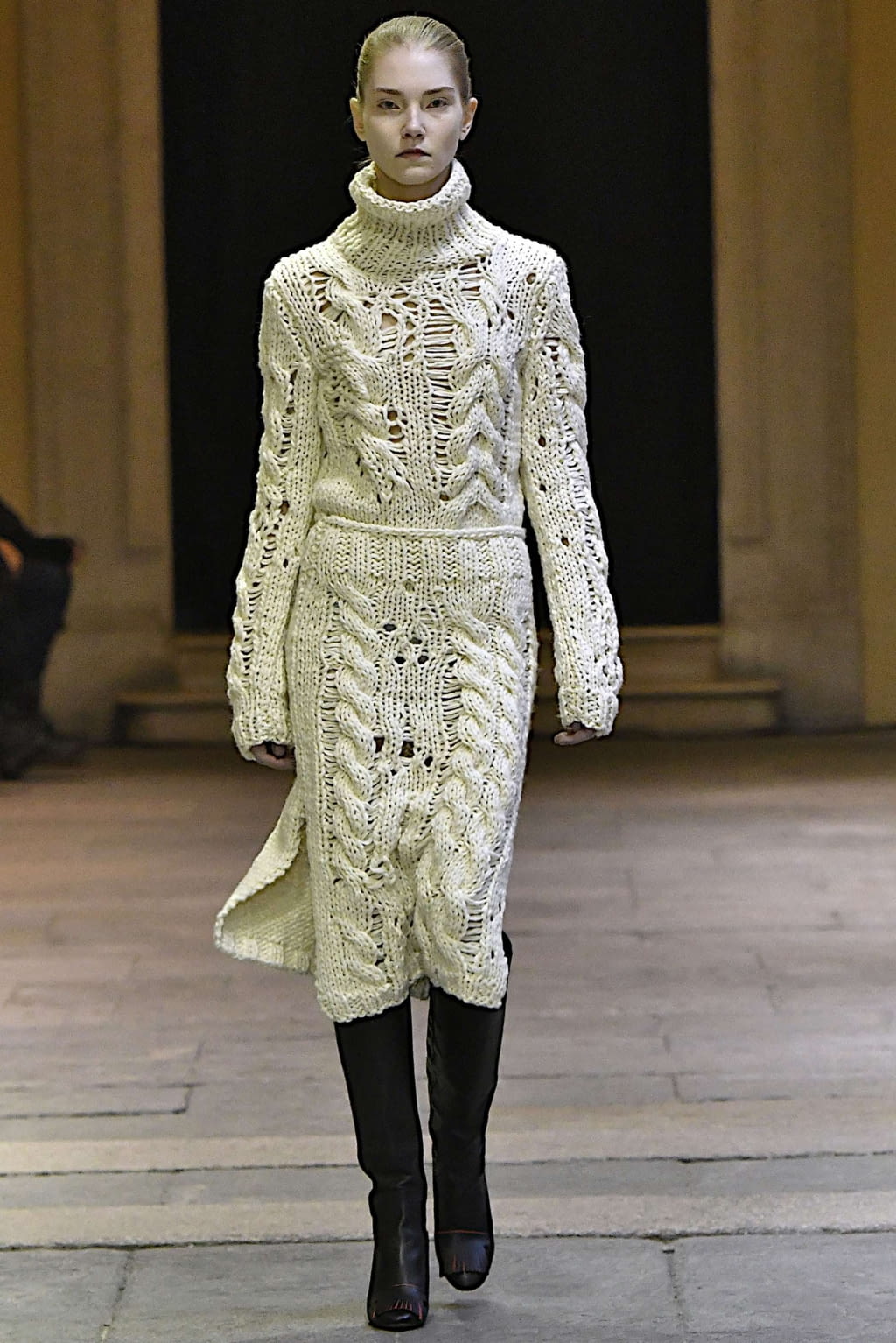 Fashion Week Milan Fall/Winter 2019 look 13 from the Cristiano Burani collection 女装