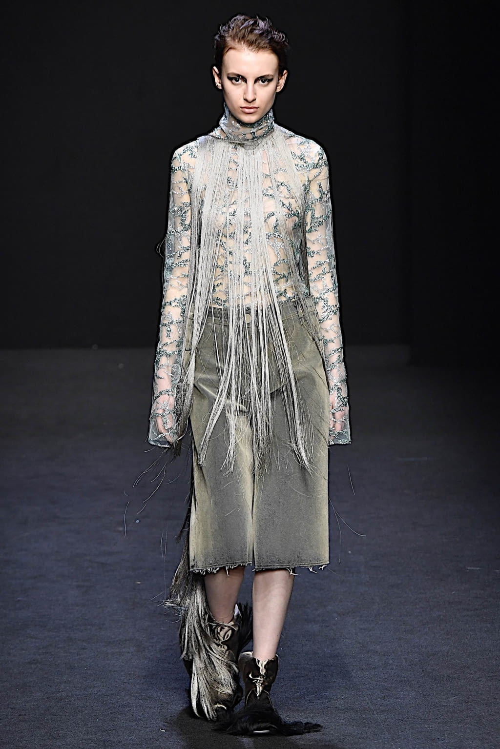 Fashion Week Milan Fall/Winter 2020 look 20 de la collection Cristiano Burani womenswear