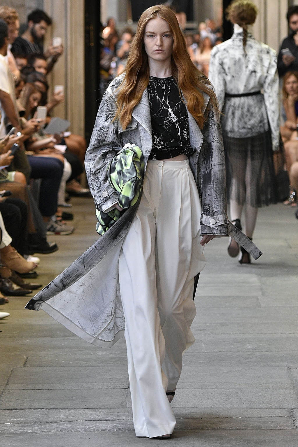 Fashion Week Milan Spring/Summer 2019 look 9 from the Cristiano Burani collection womenswear