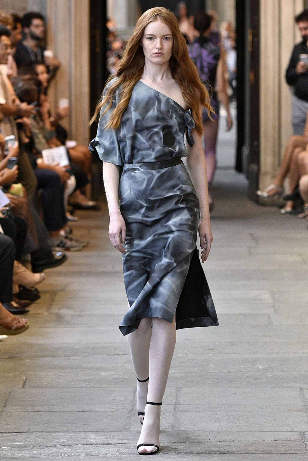 Fashion Week Milan Spring/Summer 2019 look 35 from the Cristiano Burani collection womenswear