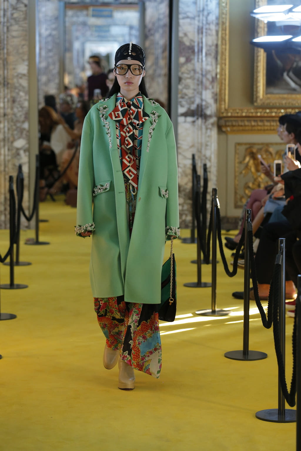 Fashion Week Milan Resort 2018 look 16 de la collection Gucci womenswear
