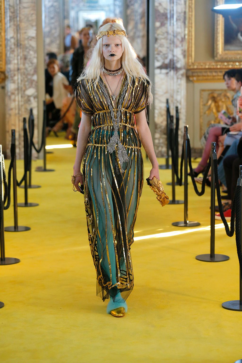Fashion Week Milan Resort 2018 look 94 from the Gucci collection womenswear