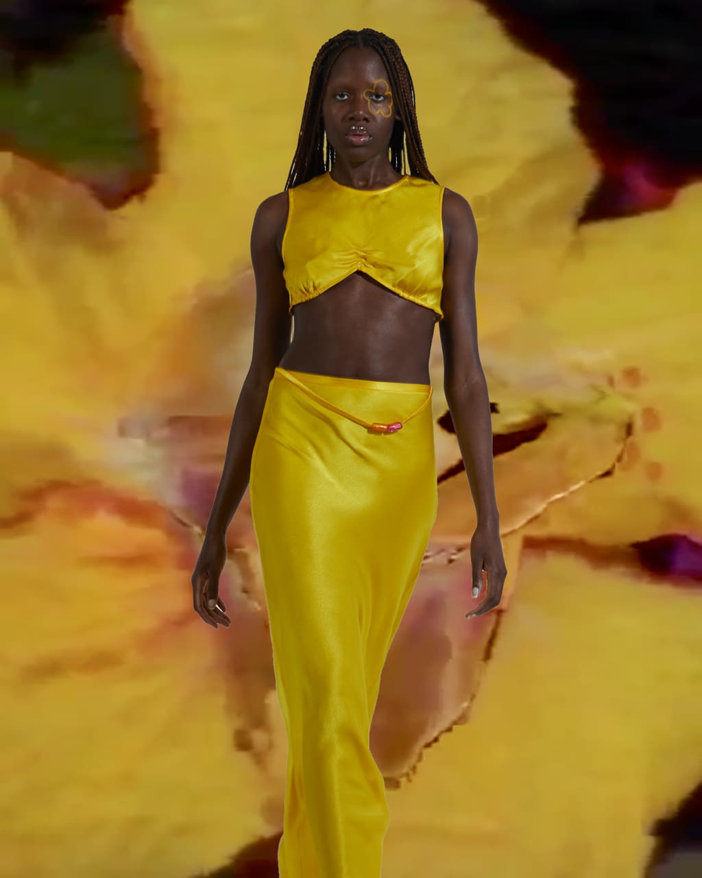 Fashion Week New York Spring/Summer 2021 look 42 from the Collina Strada collection 女装